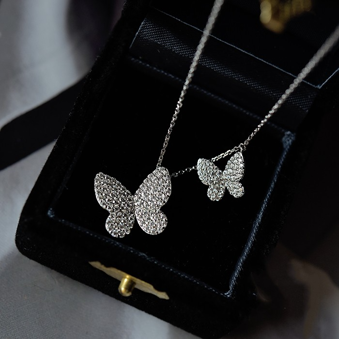 TWIN BUTTERFLY NECKLACE